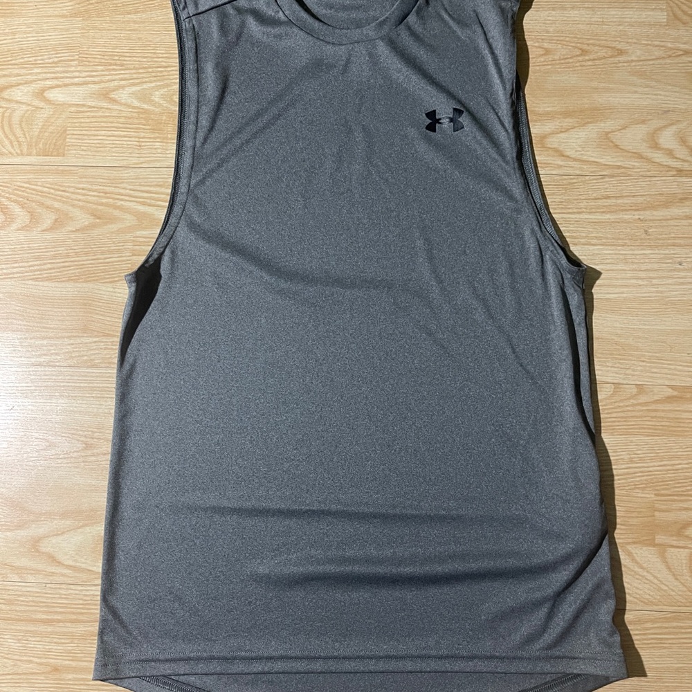 Used Under Armour Men's Gray Sleeveless Shirt